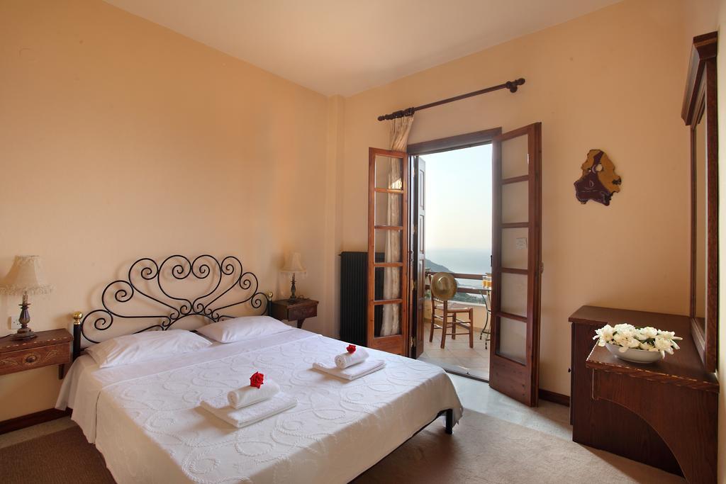 Hotel Stilvi à Tsagkarada Chambre photo